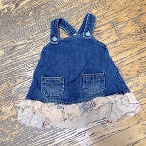 Lovely jean and floral jumper by Vintage Old Navy.